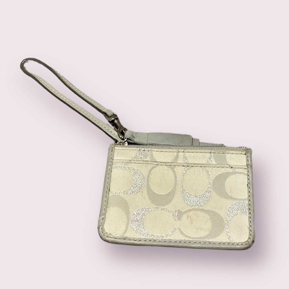 Coach card, coin and key holder. GUC